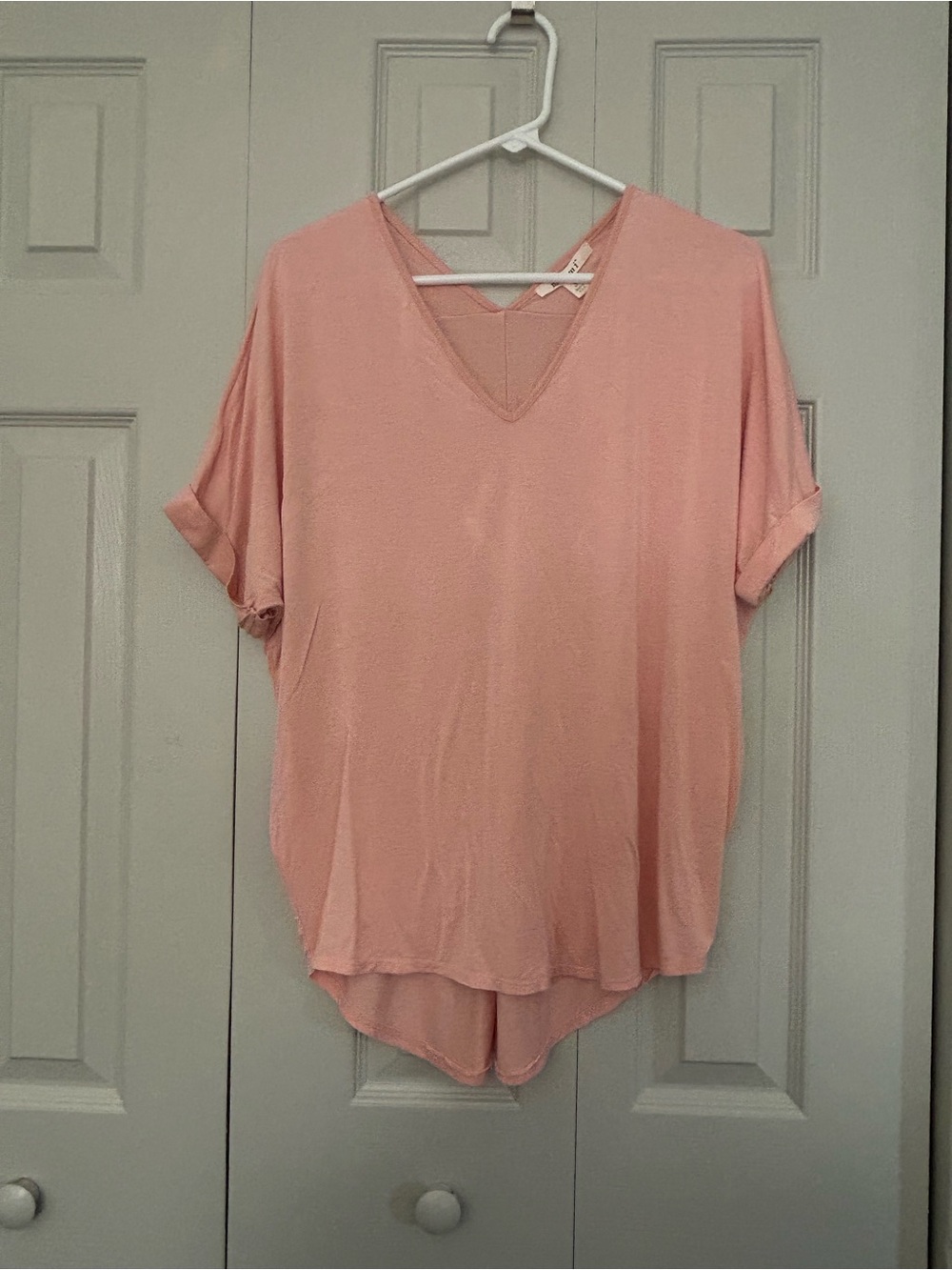 Francesca's Collections Blush Pink V-Neck Short Sleeve Tunic